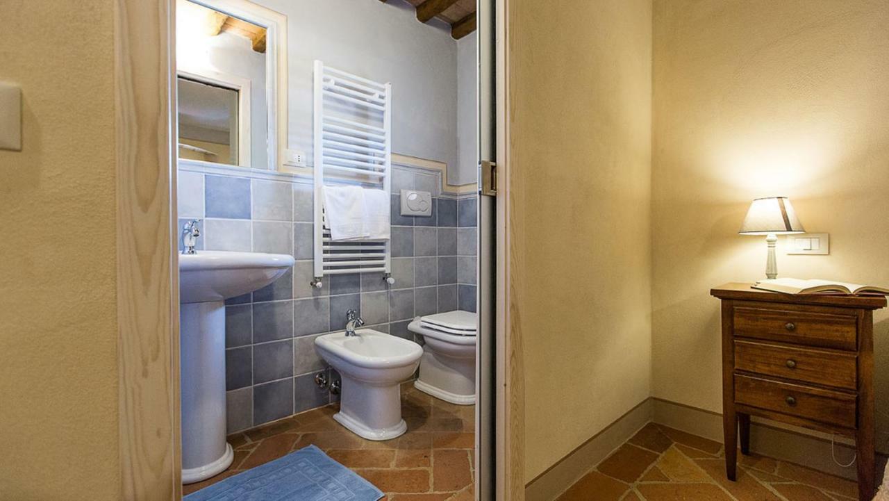 Borgo Pie' Di Gamboi Villa Chianni Exterior photo